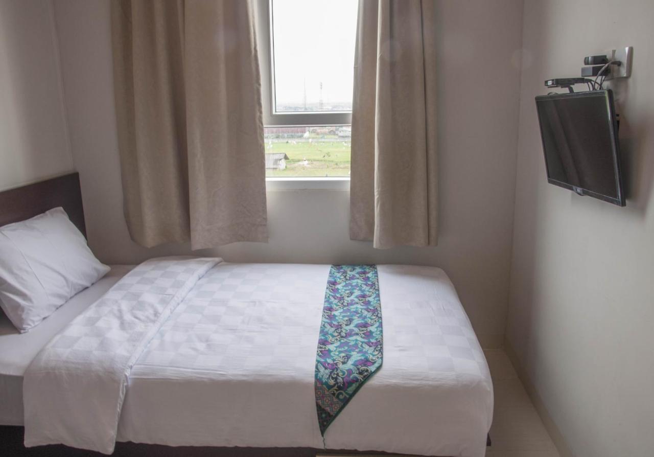 Skyland City Hotel Jatinangor Cilimus Екстериор снимка