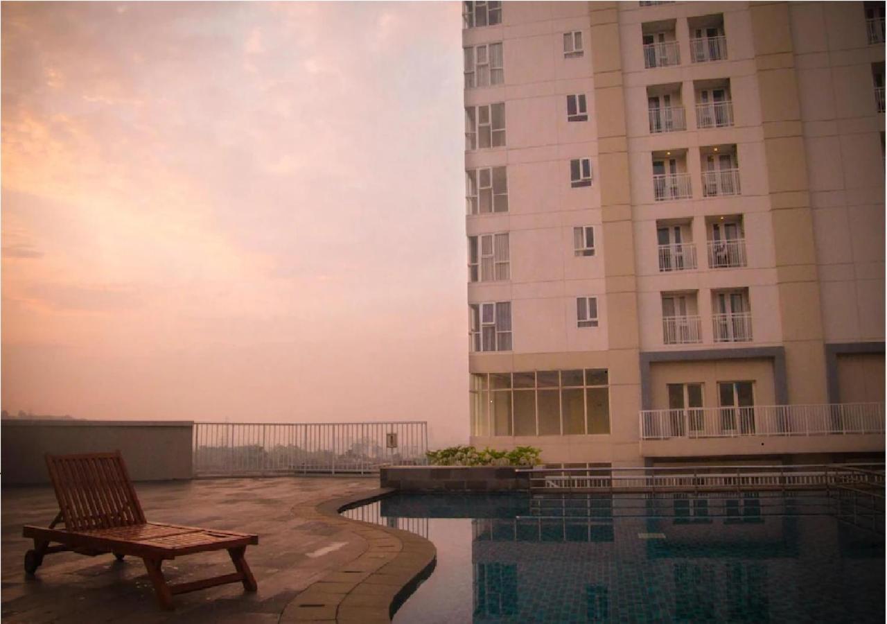 Skyland City Hotel Jatinangor Cilimus Екстериор снимка